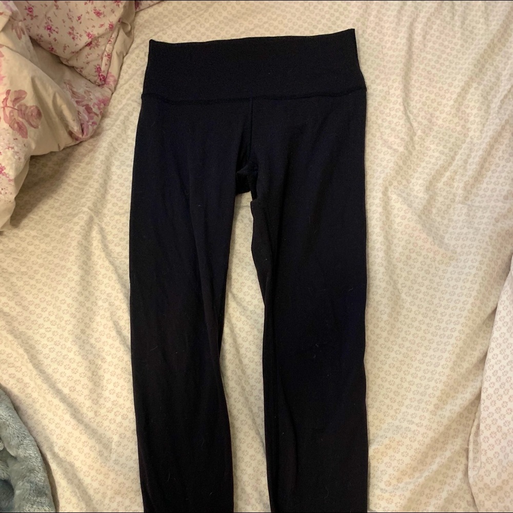 Lulu Leon size 10 worn a good amount